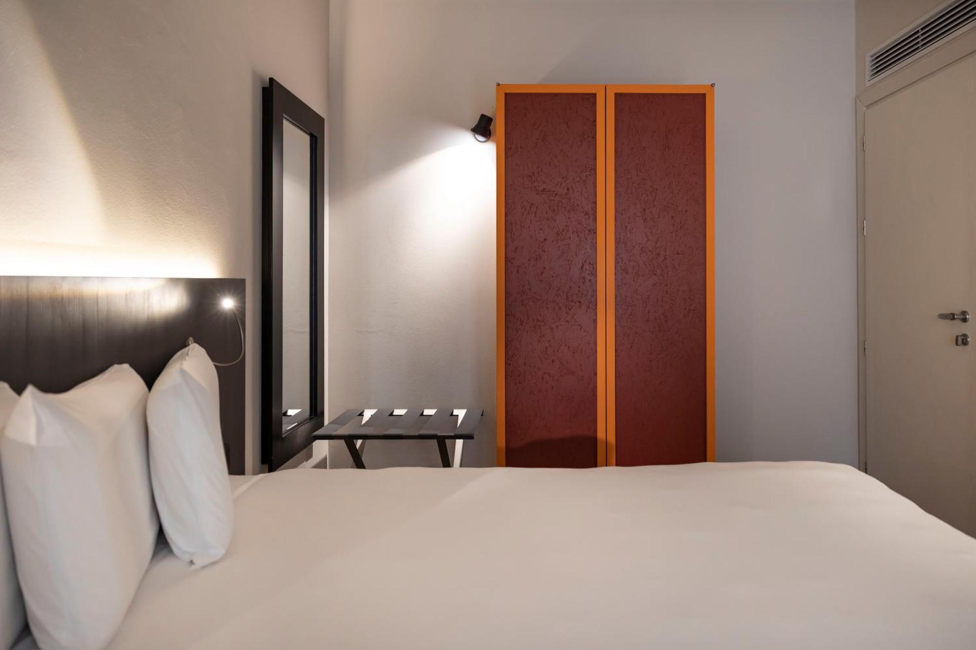 Savona 18 Suites Милано Стая снимка
